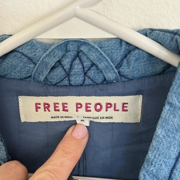 Free People Quinn Quilted Jacket nwt size medium - Picture 9 of 10